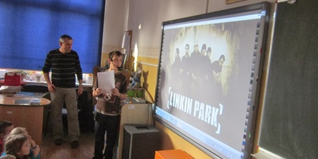 Powiększ grafikę: uczeń opowiada o Linkin Park - rokowy zespół muzyczny