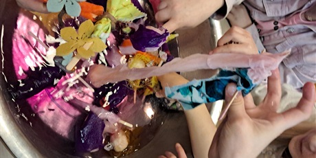 Powiększ grafikę: 21-marca-dwa-swieta-683665.jpg