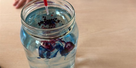 Powiększ grafikę: doswiadczenia-w-swietlicy-683629.jpg