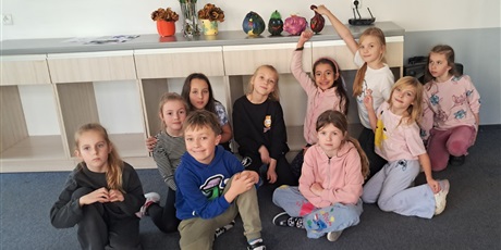 Powiększ grafikę: dyniowe-strachliwe-stworki-i-opowiastki-651282.jpg