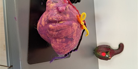 Powiększ grafikę: dyniowe-strachliwe-stworki-i-opowiastki-651287.jpg