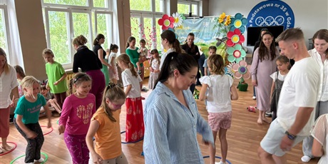 Powiększ grafikę: dzien-dziecka-z-rodzicami-632549.jpg