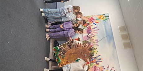 Powiększ grafikę: dzien-jeza-655025.jpg