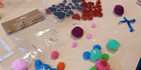 Powiększ grafikę: dzien-misia-w-swietlicy-658522.jpg