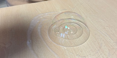 Powiększ grafikę: eksperymenty-i-doswiadczenia-w-swietlicy-658533.jpg