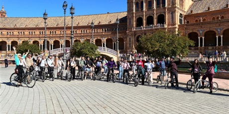 Powiększ grafikę: uczniowie - zdjęcie zbiorowe