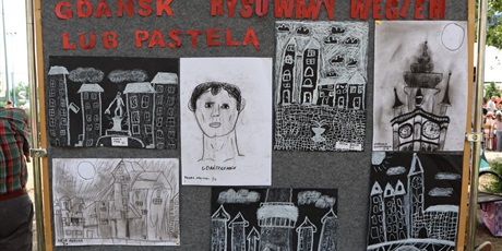 Powiększ grafikę: fotorelacja-ze-swieta-szkoly-i-festynu-624133.jpg