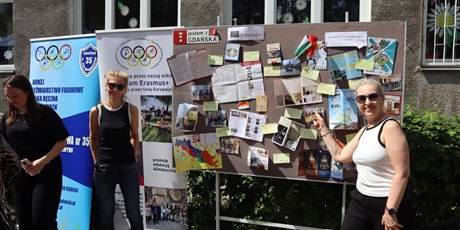 Powiększ grafikę: fotorelacja-ze-swieta-szkoly-i-festynu-624150.jpg