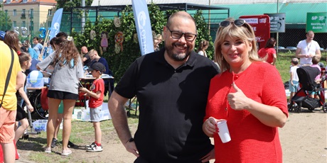 Powiększ grafikę: fotorelacja-ze-swieta-szkoly-i-festynu-624202.jpg