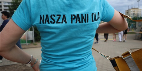 Powiększ grafikę: fotorelacja-ze-swieta-szkoly-i-festynu-624247.jpg