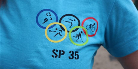 Powiększ grafikę: fotorelacja-ze-swieta-szkoly-i-festynu-624287.jpg