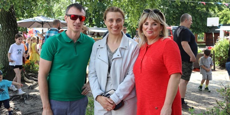 Powiększ grafikę: fotorelacja-ze-swieta-szkoly-i-festynu-624292.jpg