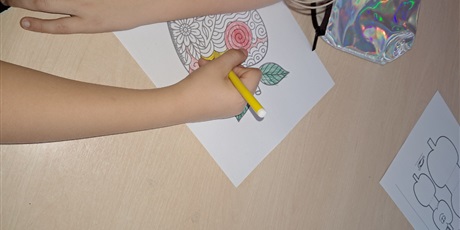 Powiększ grafikę: jablka-jabluszka-czerwone-zielone-i-zolte-642563.jpg