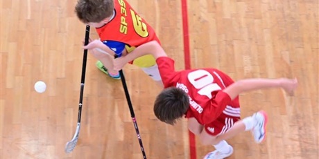 Powiększ grafikę: mecz unihokeja z udziałem naszych uczniów