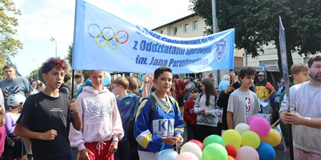 Powiększ grafikę: swieto-naszej-dzielnicy-viva-oliva-711507.jpg