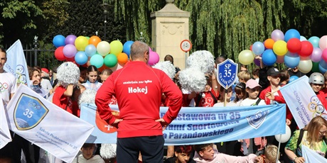 Powiększ grafikę: swieto-naszej-dzielnicy-viva-oliva-711517.jpg