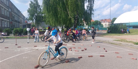 Powiększ grafikę: udane-zmagania-na-karte-rowerowa-621756.jpg