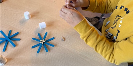 Powiększ grafikę: warsztaty-bozonarodzeniowe-667891.jpg