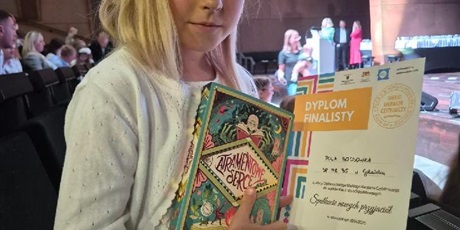 Powiększ grafikę: nasza finalistka z dyplomem