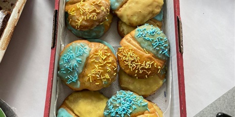 Powiększ grafikę: Ciasteczka niebiesko-żółte
